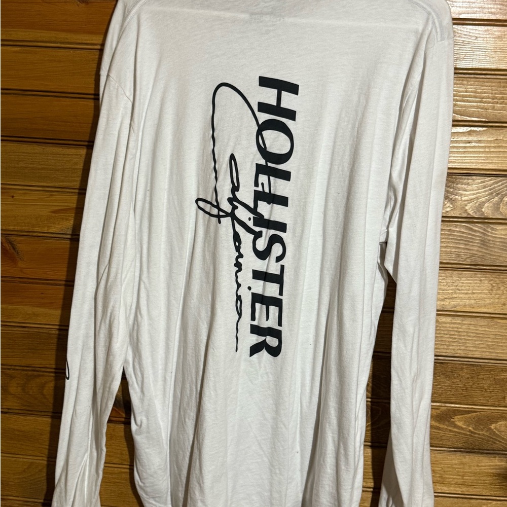 White and blue hollister long sleeve